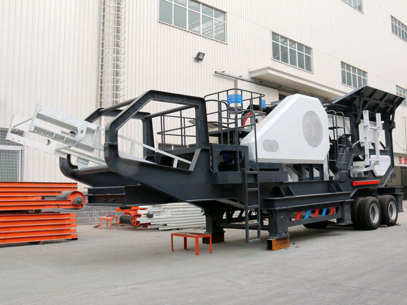 輪胎移動破碎機(jī)